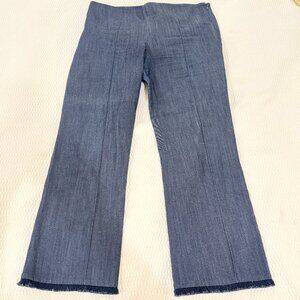 Elizabeth and James Cropped Denim Flare Pants Size 10 Raw Hem Wide Leg Jeans
